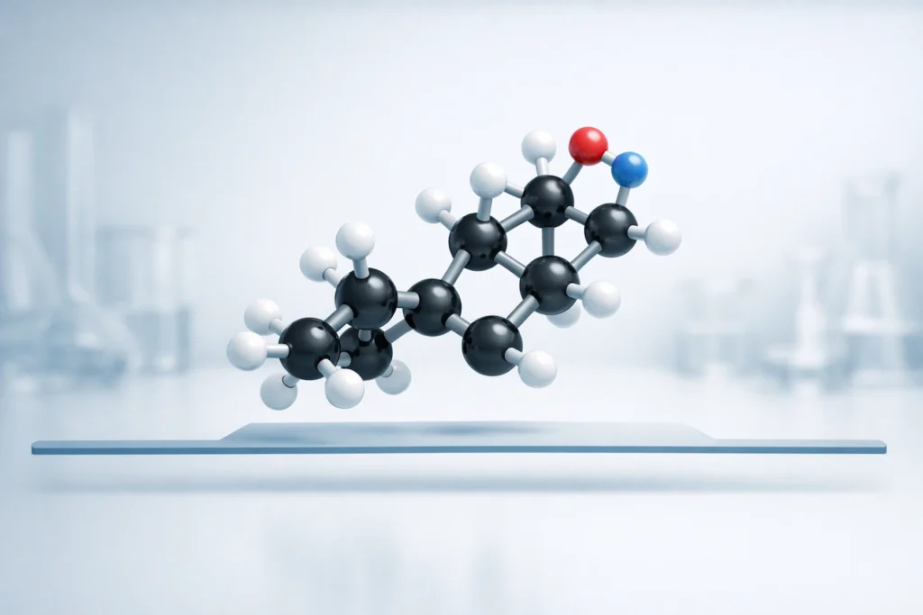 Structure moléculaire simplifiée de la testostérone utilisée pour expliquer la physiologie hormonale